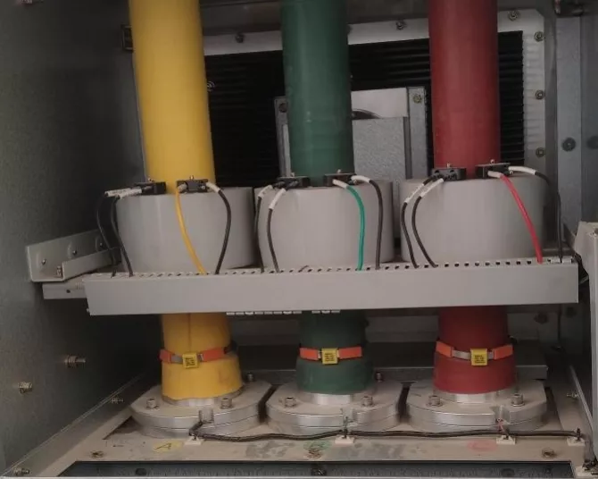 40.5kV3150A 充气柜连接1
